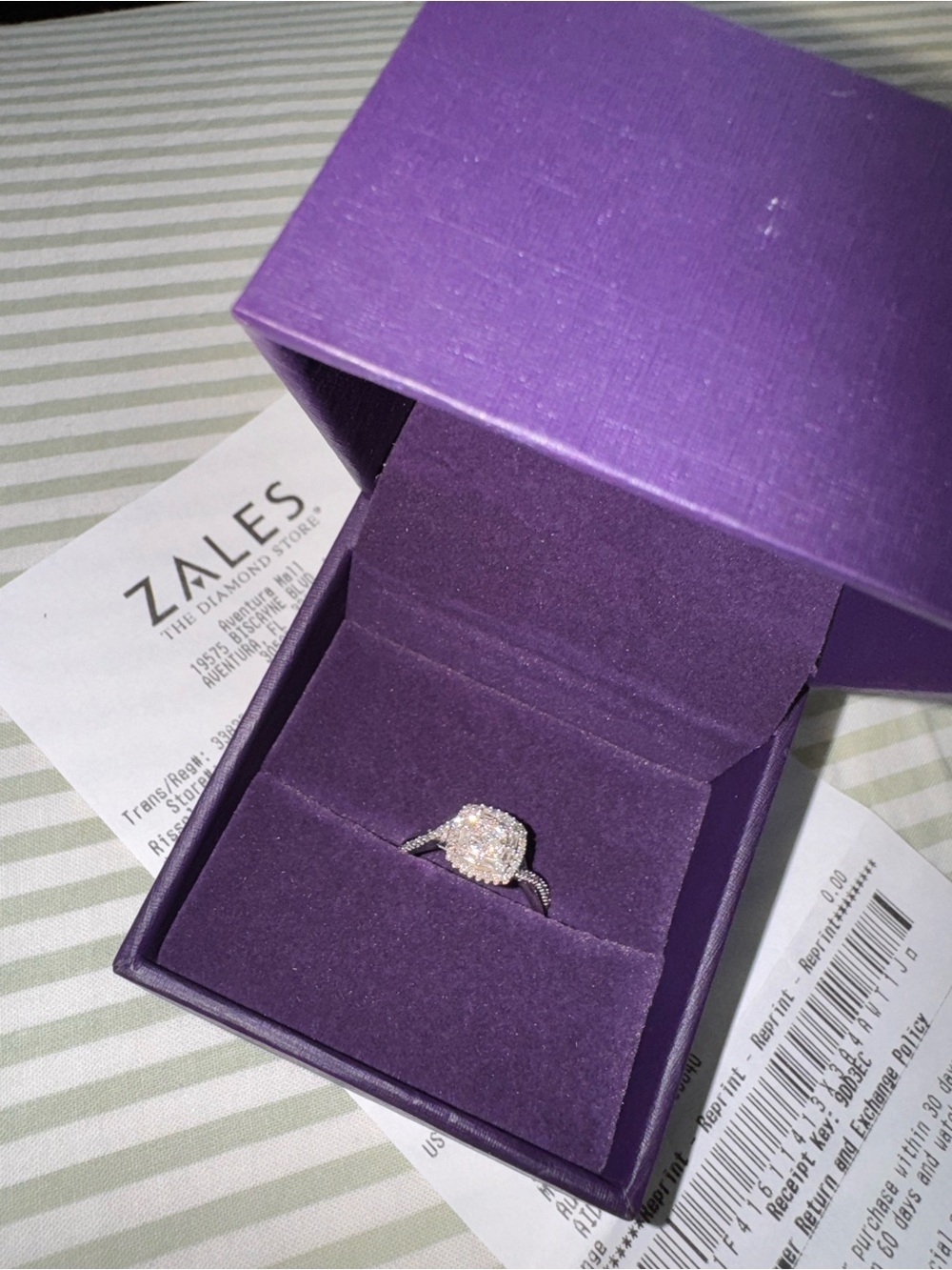 Zales White Gold ring 10K